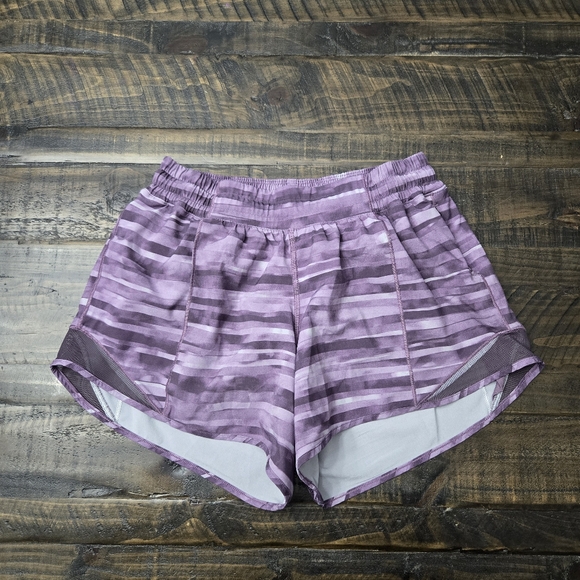 LULULEMON Hotty Hot Shorts |‎ 6 - Picture 1 of 5